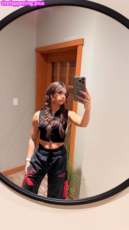 Mikayla Campinos