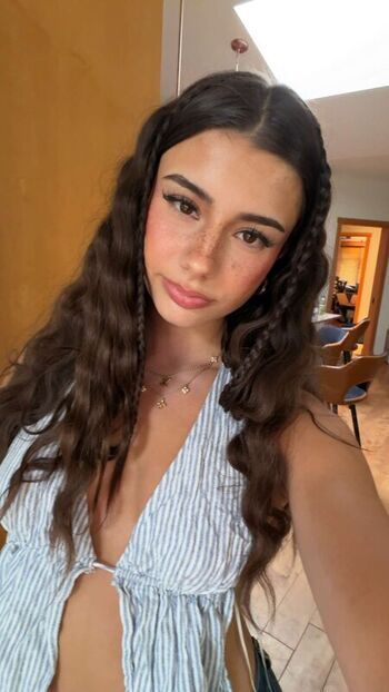 Mikayla Campinos