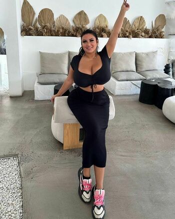 Mila Pink