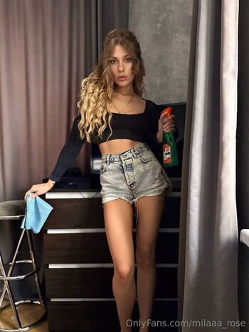 milaaa_rose