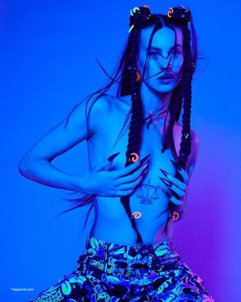 Milena Smit