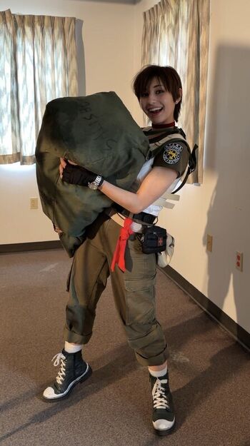 mimidoescosplay