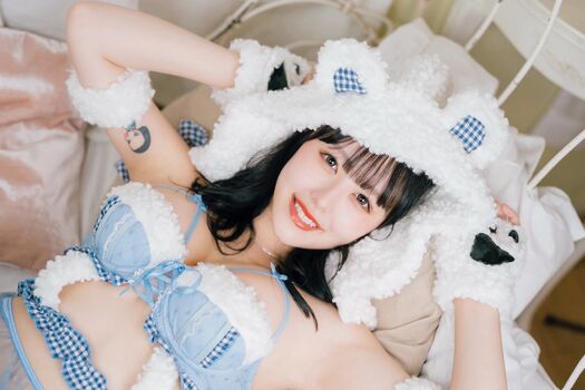 mina_pochico