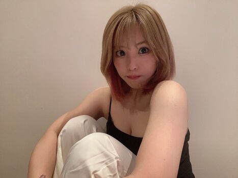 Mina Shirakawa