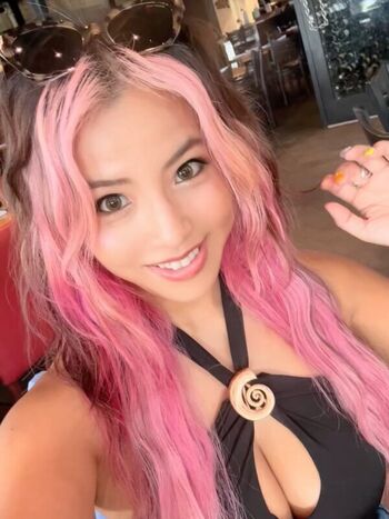 Mina Shirakawa