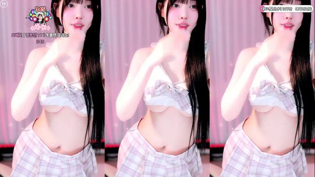 mina8017