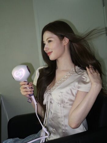 Minatozaki Sana