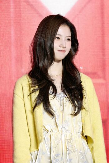 Minatozaki Sana