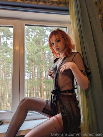 Mini_redhead