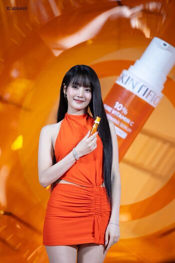 Minnie (Nicha Yontararak - I-dle