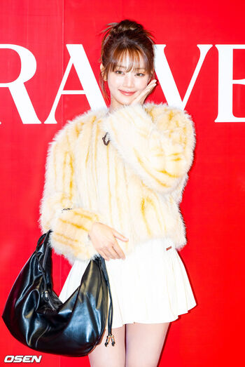 Minnie (Nicha Yontararak - I-dle