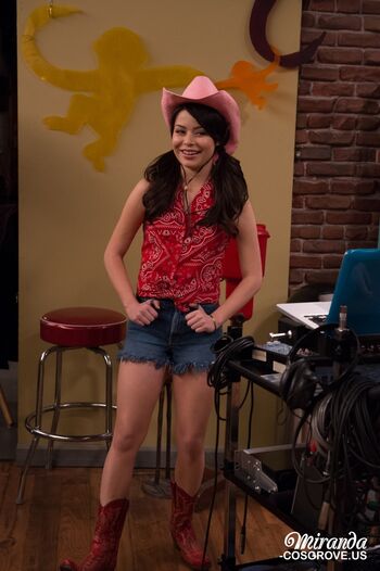 Miranda Cosgrove