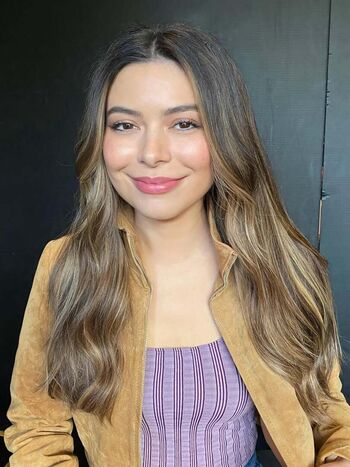 Miranda Cosgrove