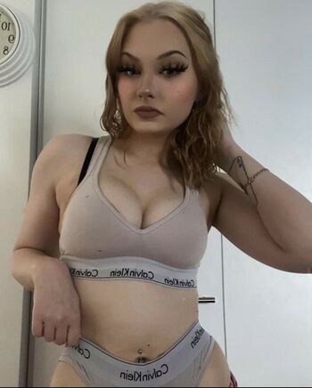 Miranda Felicia