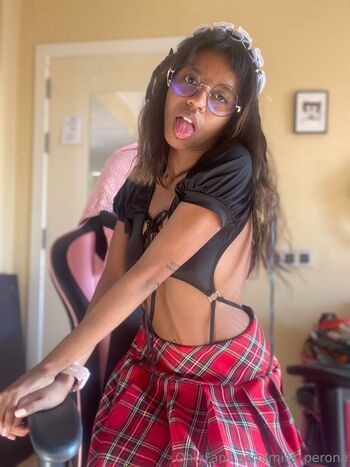 miss_perona