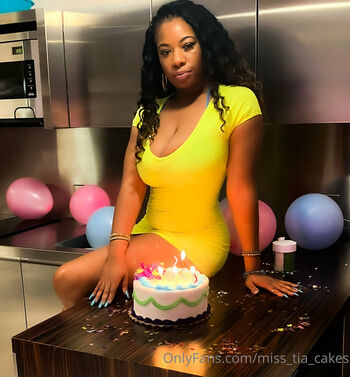 miss_tia_cakes