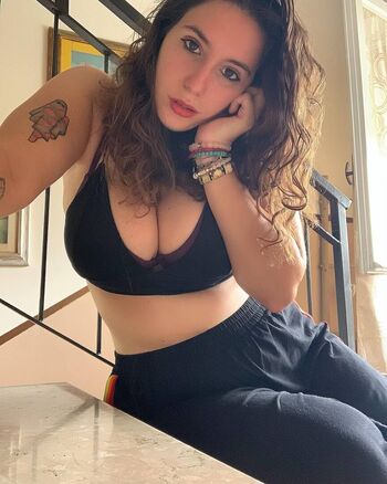MissAcidDoll