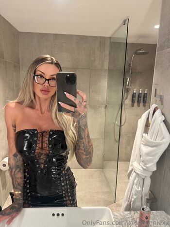 missminniexx