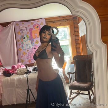 missnyxdawn