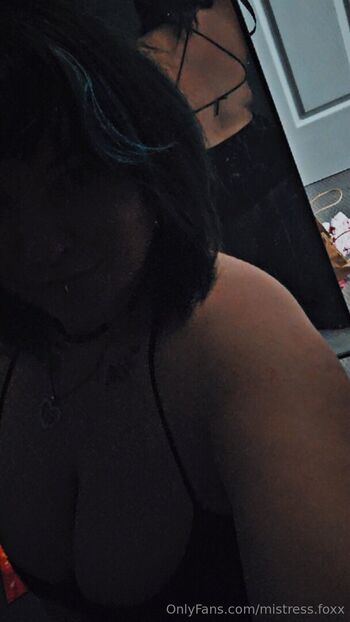 mistress.foxx