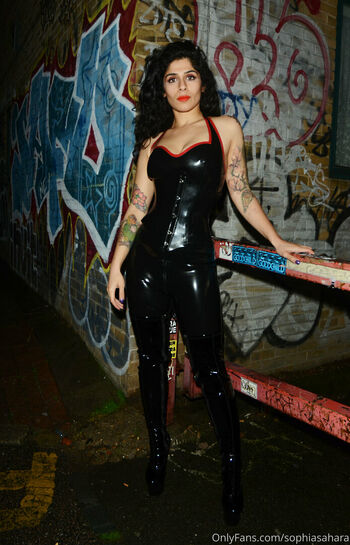 mistresssophiasahara