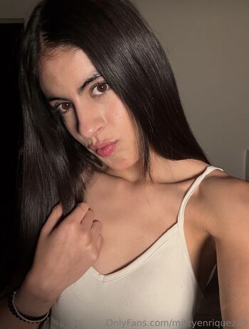 Mitzyenriquez