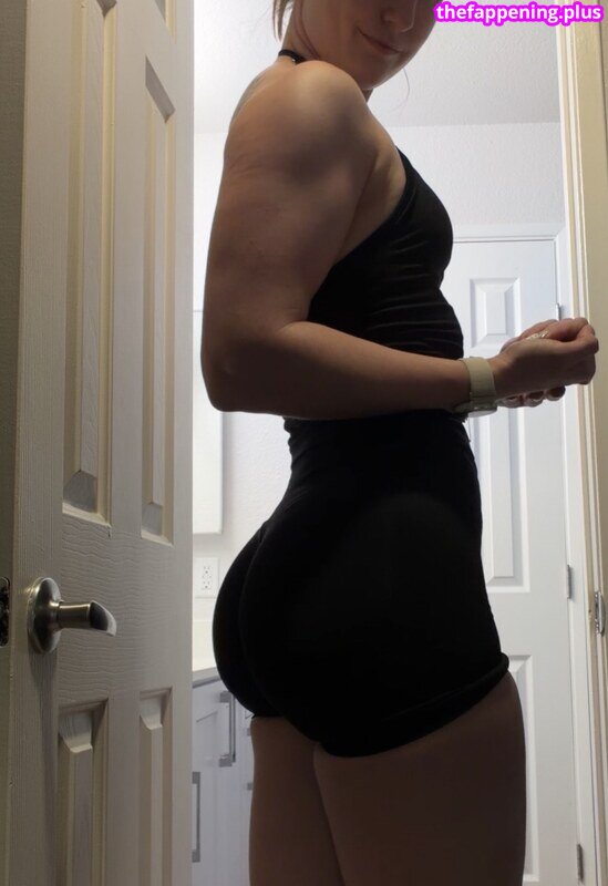 Mmadifit Meztelen OnlyFans Fotó #3