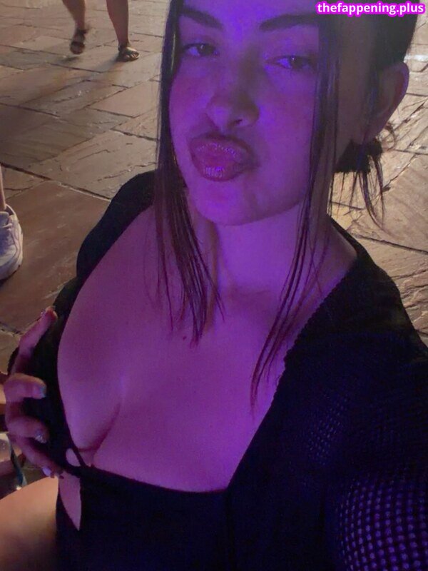 Mmmariiis Meztelen OnlyFans Fotó #14