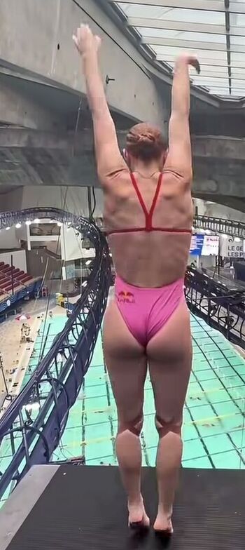 Molly Carlson