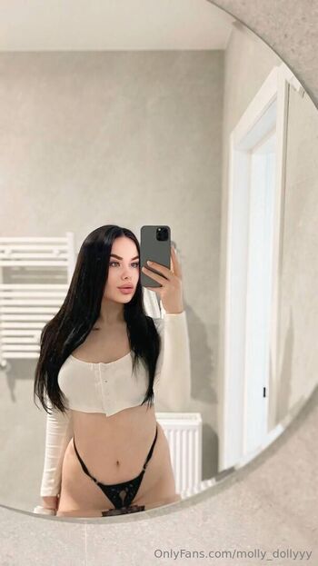 molly_dollyyy