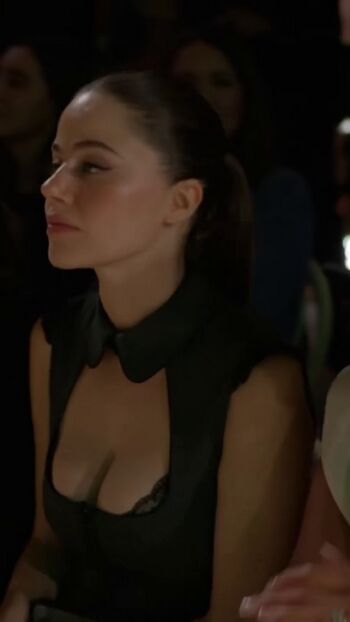 Molly Gordon