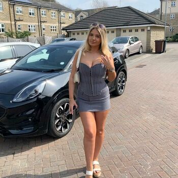 Molly Stirk