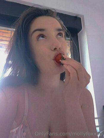 mollyfoxxxo