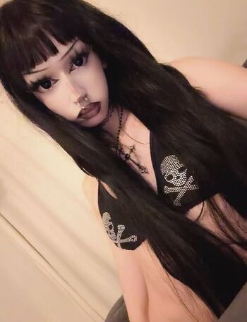 Moly Sika