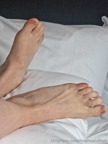 momsandfeet