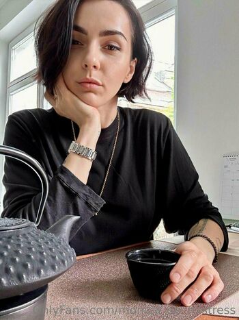 monica_de_mistress