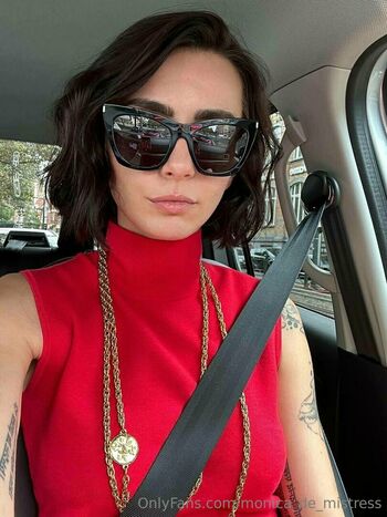 monica_de_mistress