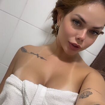 Monick Oliveira
