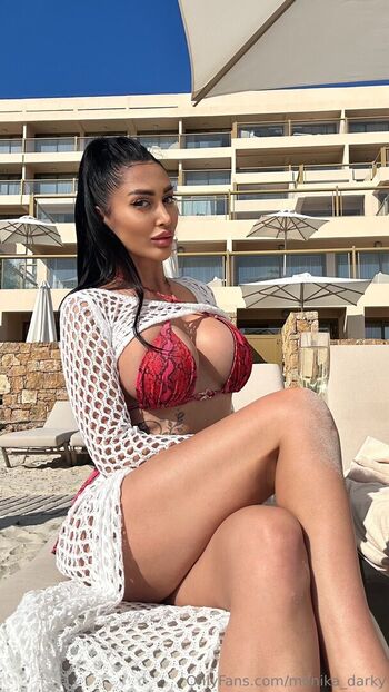 monika_darky