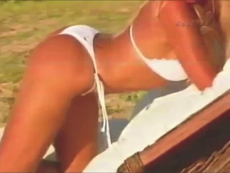 Monique Evans
