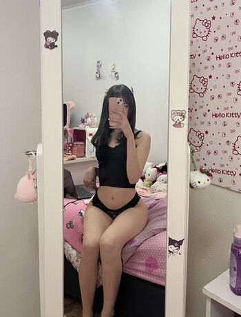 moonkittydoll