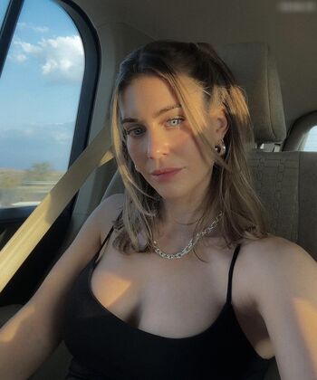 Mrs.Bella