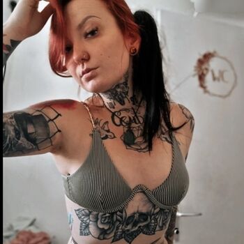 ms.lxura