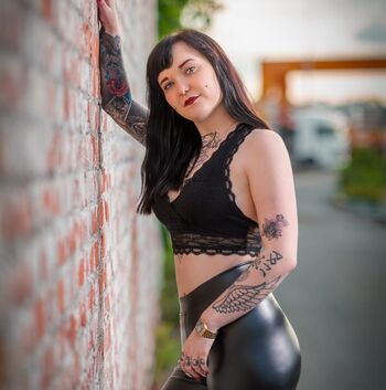 ms.lxura