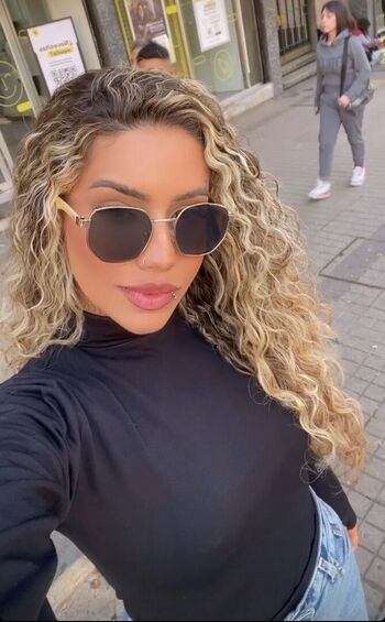 Muito Linda