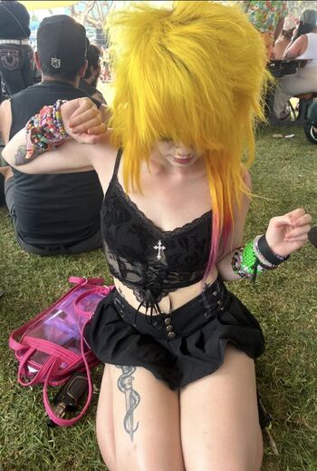 mushroomfairy666,