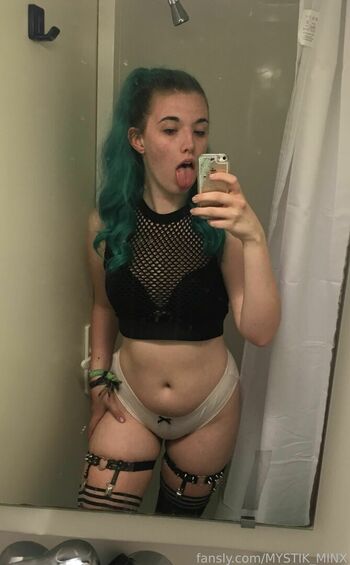mystik_minx