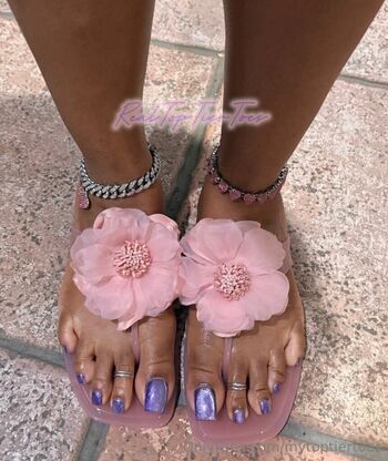 mytoptiertoes