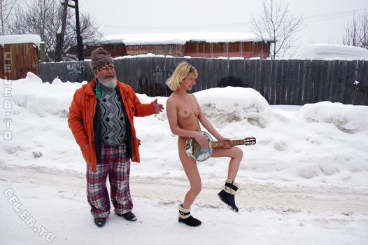 Nackt In Russland
