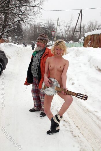Nackt In Russland